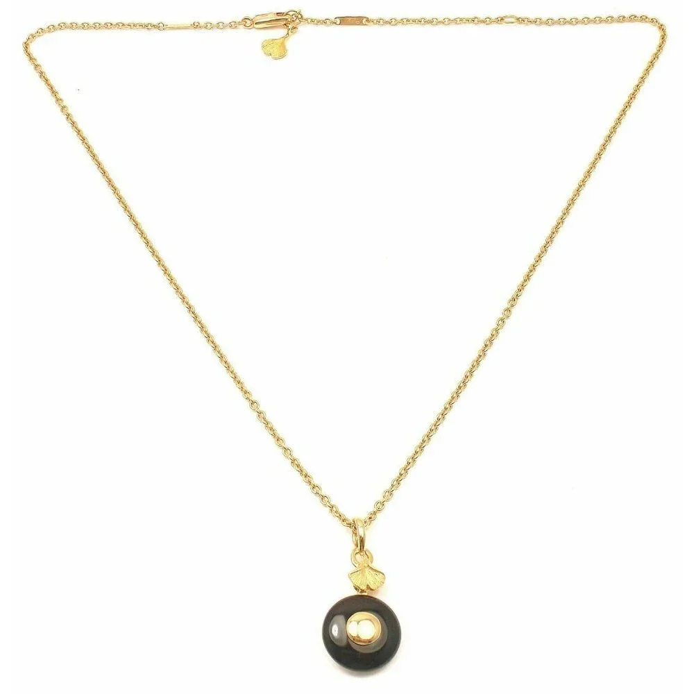 New! Authentic Carrera Y Carrera 18k Yellow Gold Ginkgo Onyx Pendant Necklace​